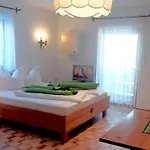 Camping Alpenwelt Gasthof *