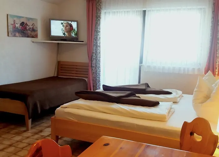 Camping Alpenwelt Pensión Tannheim